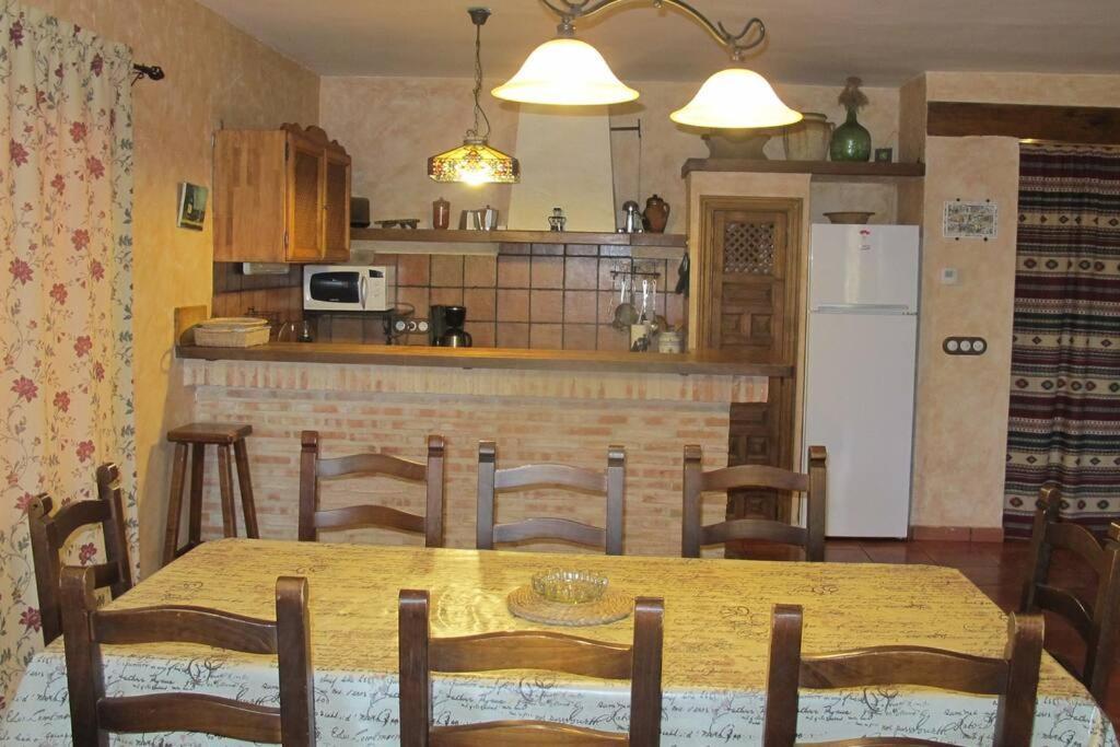 Gran Casa, Lagunas De Ruidera, Bbq, Porche, Chimenea Eksteriør bilde